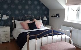 The Captains Quarters, Woolsery
